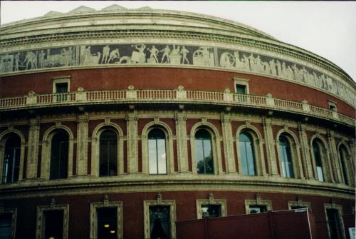 AlbertHall.JPG (35479 bytes)